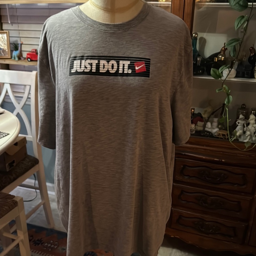 2/$25 Nike Heather Gray JUST DO IT Tee